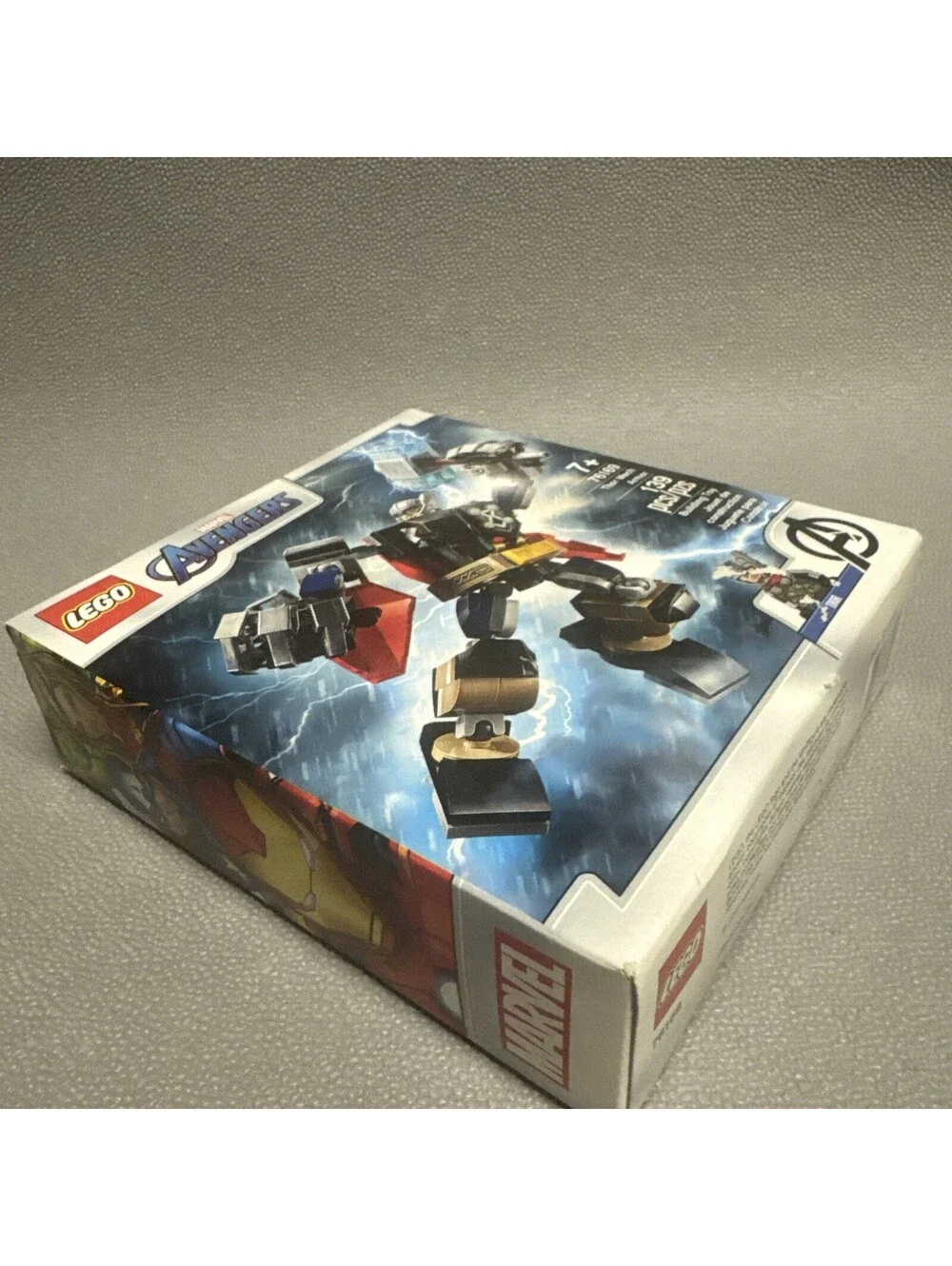 LEGO Super Heroes: Thor Mech Armor (76169) Avengers 139pc Box Set Hammer Mjolnir